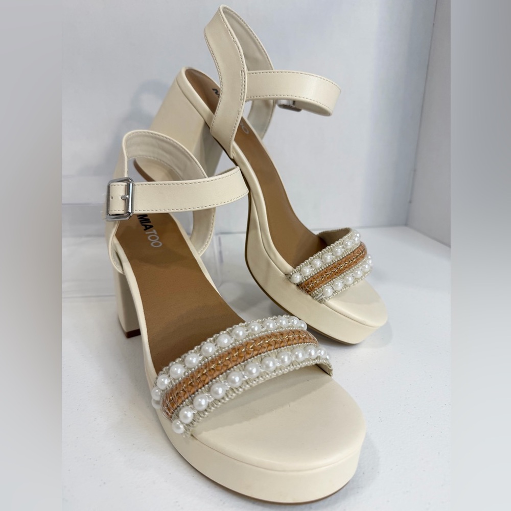 MIA TOO Pearl Strap Block Heel Sandals Size 11 Cream Platform Heels New